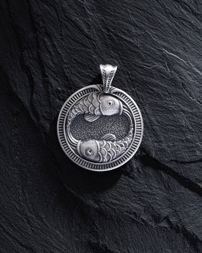 Colgante de plata del signo zodiacal PISCES — imagen de producto 2