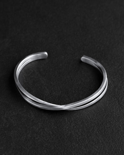 Brazalete de plata UNITY — imagen principal