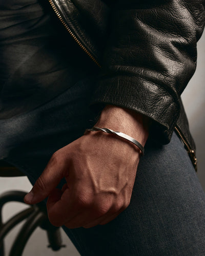 Brazalete de plata ESPIRAL — imagen de producto 3