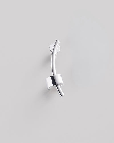 Öronkuff i silver ACCENT (höger öra) – huvudbild