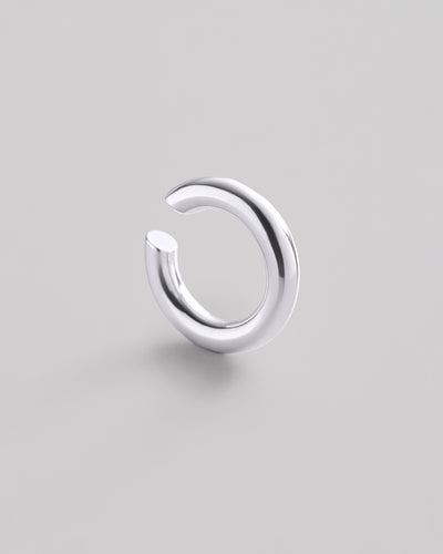 Серебряная одинарная серьга - кафф LIBRE