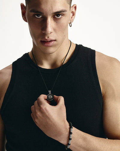 Pulsera para hombre RUNES (plata, Milanese, onyx) — imagen de producto 3