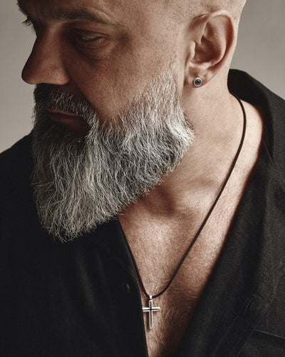 Boucle d'oreille simple en argent REEKS. PIERRE NOIRE — vue 2