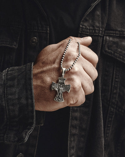 Stříbrný kříž ST. ARCHANDĚL MICHAEL – pohled 2