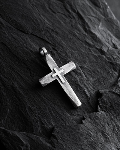 Silverkors CREDENTE – huvudbild