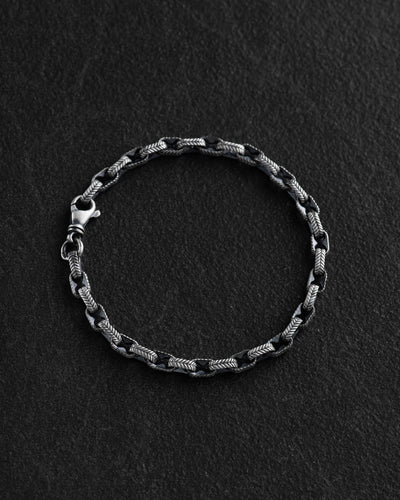 Silverarmband TAPFER – huvudbild