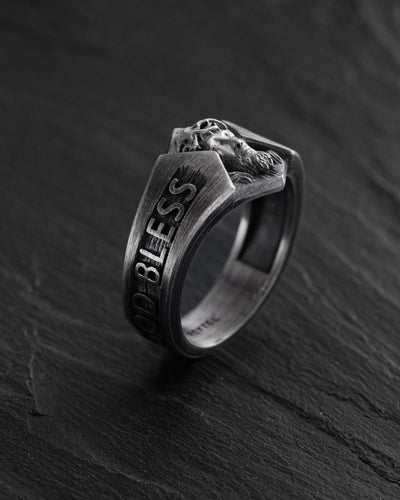 Bague en argent QUE DIEU NOUS BÉNISSE ET NOUS SAUVE — vue 3