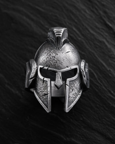 Strieborný prsteň SPARTAN HELMET – hlavný pohľad