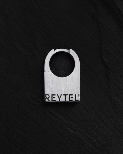 Enstaka silverörhänge TAG REYTEL – produktbild 3