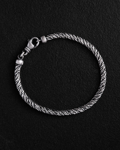 Silverarmband SPESIELL – huvudbild