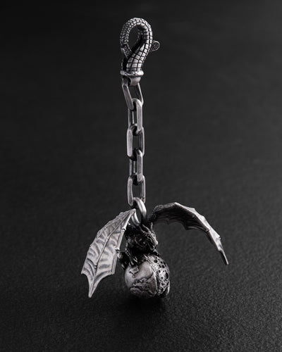 Silver nyckelring DRACO MUNDI – huvudbild