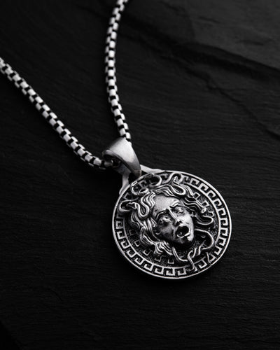 Pandantiv din argint GORGON MEDUSA