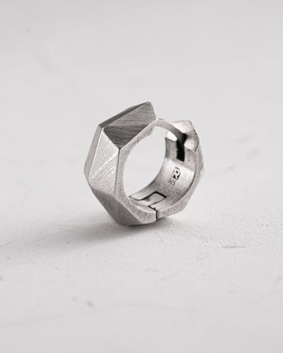 Boucle d'oreille simple en argent FACETTES