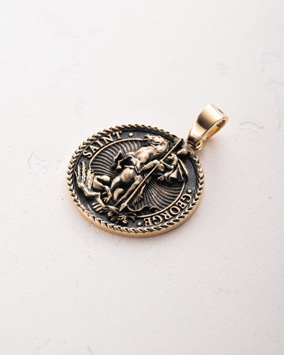 Pandantiv din aur galben de 14k SAINT GEORGE — imaginea 3