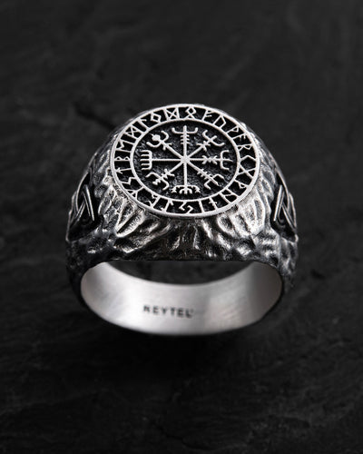Серебряное кольцо ВЕГВИСИР. VEGVISIR. RUNES