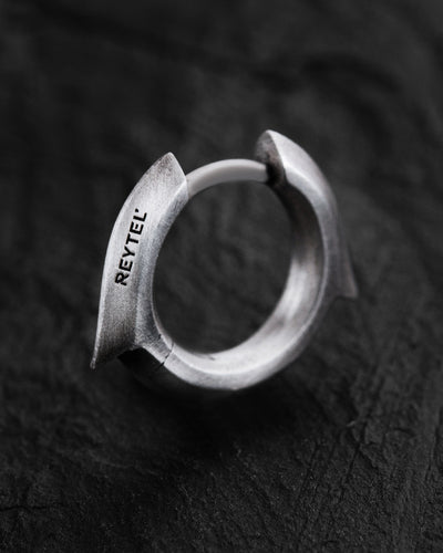 Pendientes de aro de plata IGNEO — imagen de producto 3