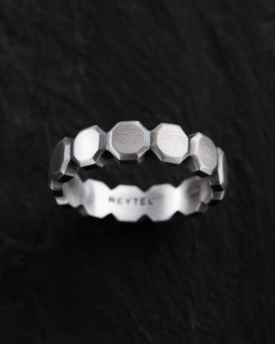 Серебряное кольцо OCTAGON