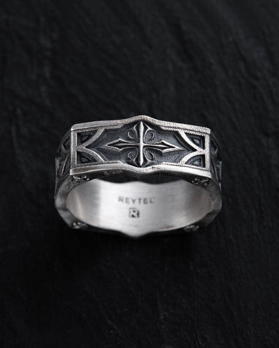 Inel din argint SANCTUM. FLEUR DE LIS