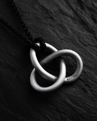 Colgante de plata TRINITY (con cordón) — imagen de producto 3