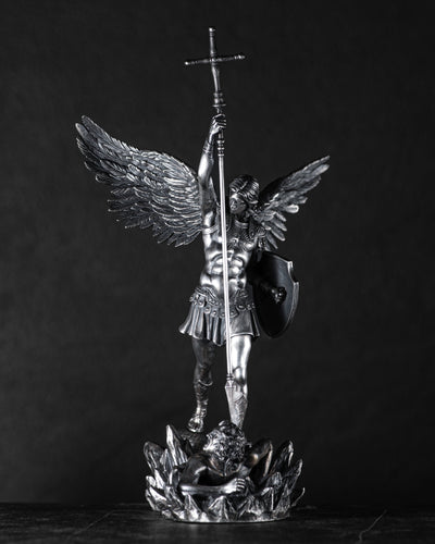 Handgjord silverskulptur ST. MICHAEL ARCHANGEL – huvudbild