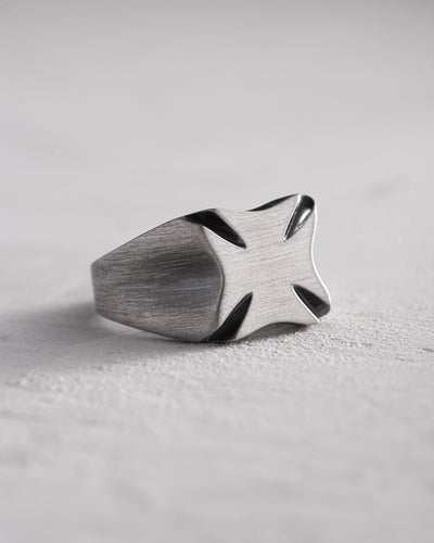 Серебряное кольцо СЕНТИНЕЛЬ. SENTINEL. MALTESE КРЕСТ