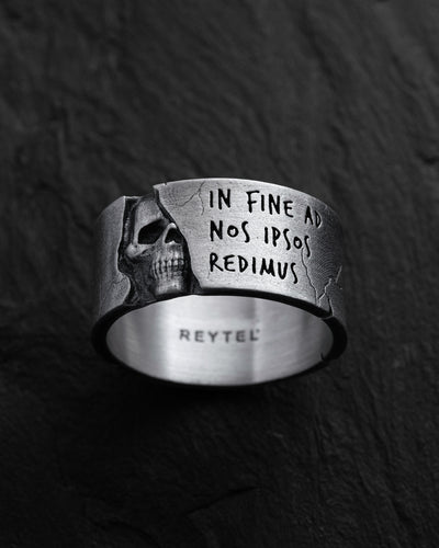 Серебряное кольцо REVERTO