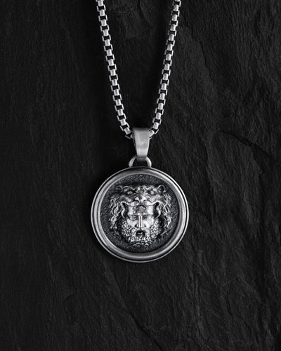 Silver pendant HERCULES & THE NEMEAN LION
