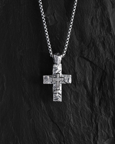Silver cross INVICTUS