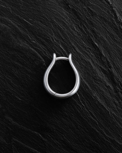 Einzelner Ohrring SILENT — 925er Sterlingsilber — Ansicht 2