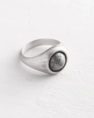 Silver ring EARTH