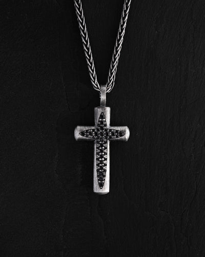 Silverkors SKIN. BLACK STONES – huvudbild