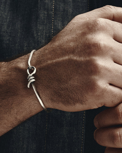 Stelt silverarmband BOUCLE – huvudbild