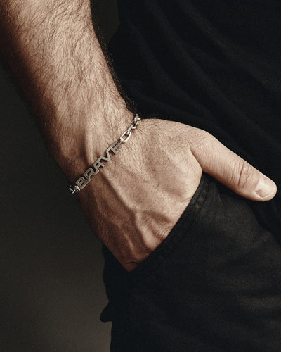 Silverarmband BRAVE – huvudbild