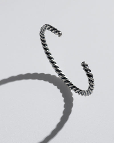 Brazalete de plata TWIST — imagen de producto 3