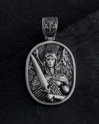 Silverhänge ST. ARCHANGEL MICHAEL – huvudbild