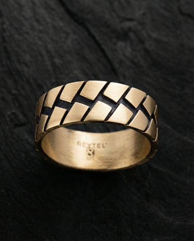 Ring ROUTE (14k yellow gold)