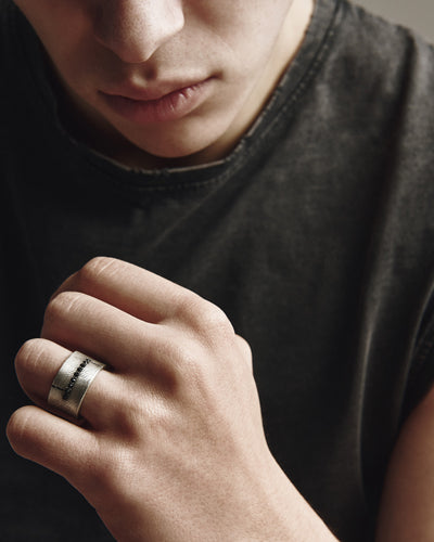 Silver ring ERVARING. BLACK STONES