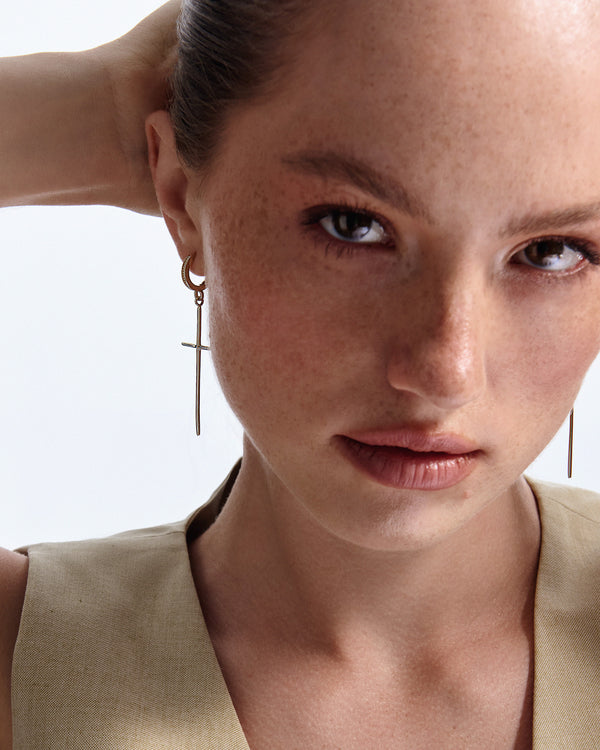 Boucles d’oreilles CROSS — or jaune 14 carats — vue 5