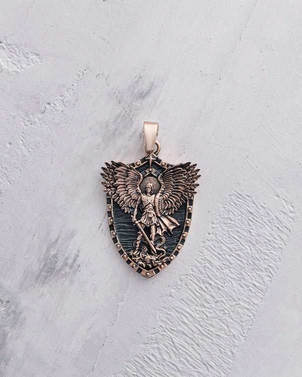 Pendentif - bouclier SAINT MICHEL ARCHANGE (or rose 14 carats)