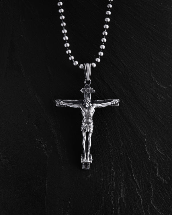 Croix d'argent CRUCIFIXION DE JÉSUS-CHRIST