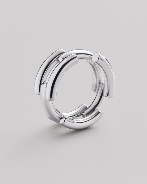 Silver ring DYNAMIC