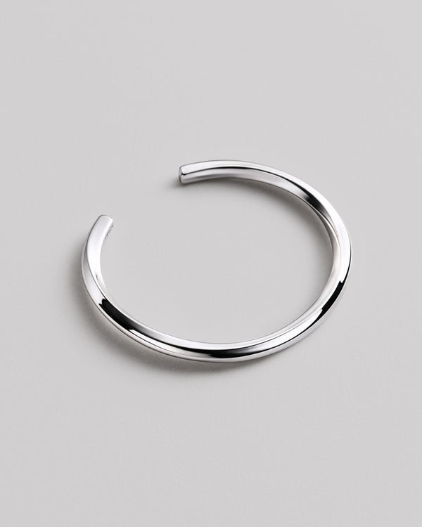 Silver bangle SPIN