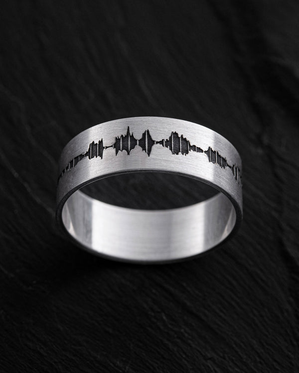 Silver ring SOUNDWAVE ENGRAVING