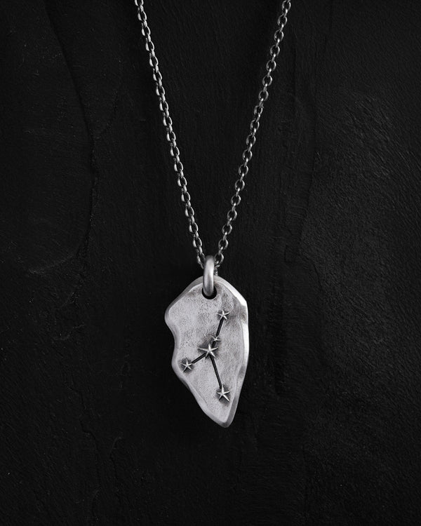 Ciondolo in argento COSTELLAZIONE DEL CANCRO su catena