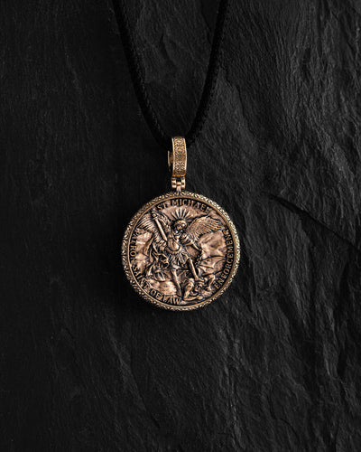 Přívěsek ST. ARCHANDĚL MICHAEL: MODLITBA (14k žluté zlato)