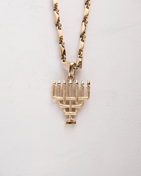 Ciondolo MENORAH (oro giallo 14k)