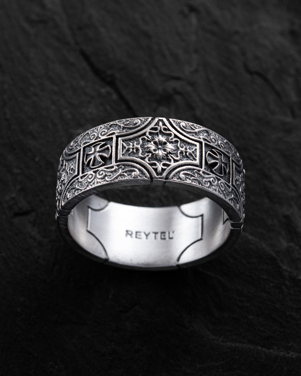 Silver ring MALTESE TEMPLAR CROSS