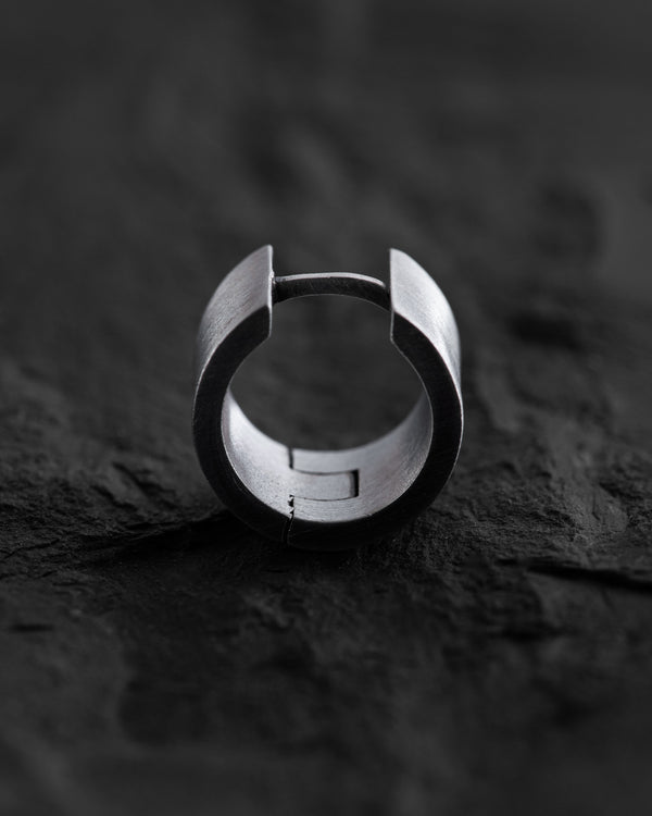 Silberner Einzelohrring SOLID