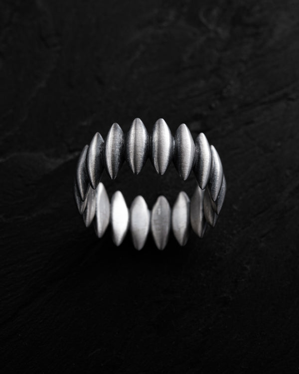 Bague en argent INDOMITO