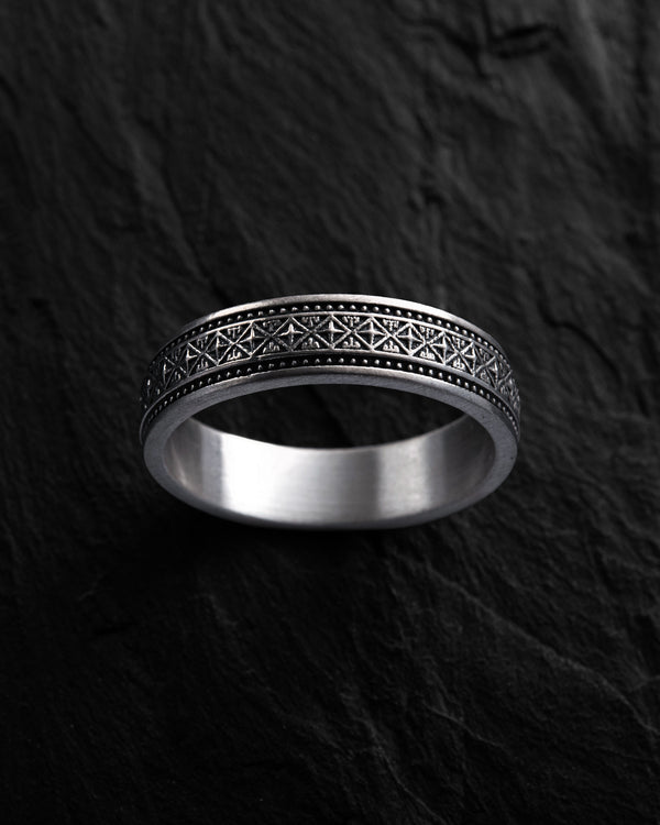 Silver ring RETNING